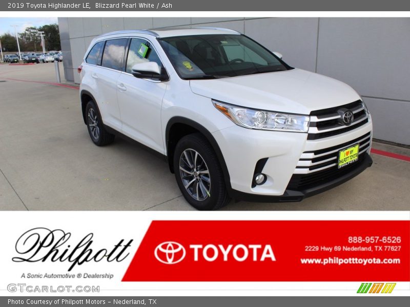 Blizzard Pearl White / Ash 2019 Toyota Highlander LE