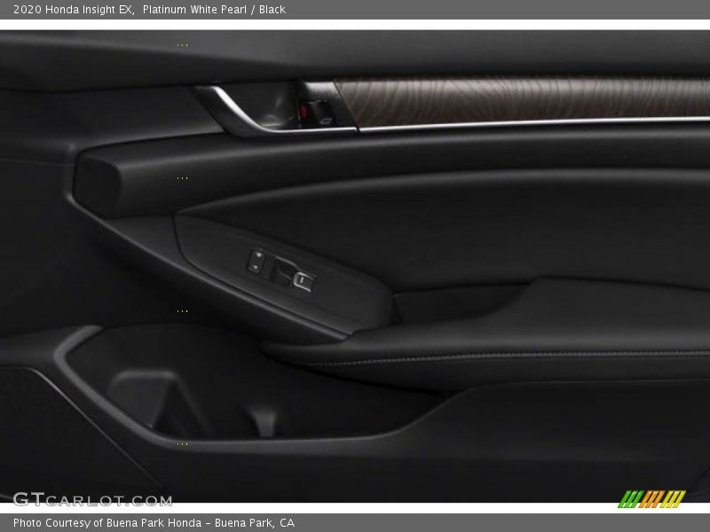 Platinum White Pearl / Black 2020 Honda Insight EX