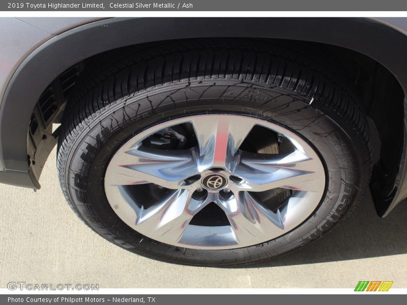 Celestial Silver Metallic / Ash 2019 Toyota Highlander Limited