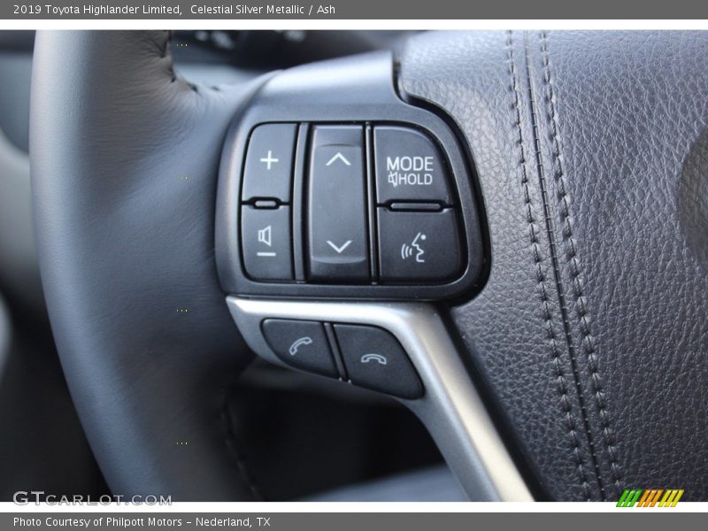Celestial Silver Metallic / Ash 2019 Toyota Highlander Limited
