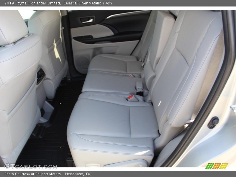 Celestial Silver Metallic / Ash 2019 Toyota Highlander Limited