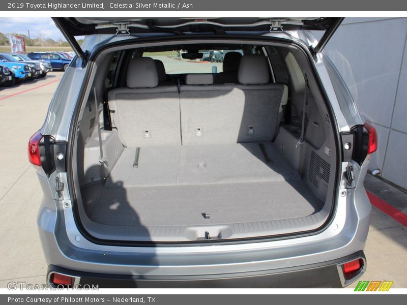 Celestial Silver Metallic / Ash 2019 Toyota Highlander Limited