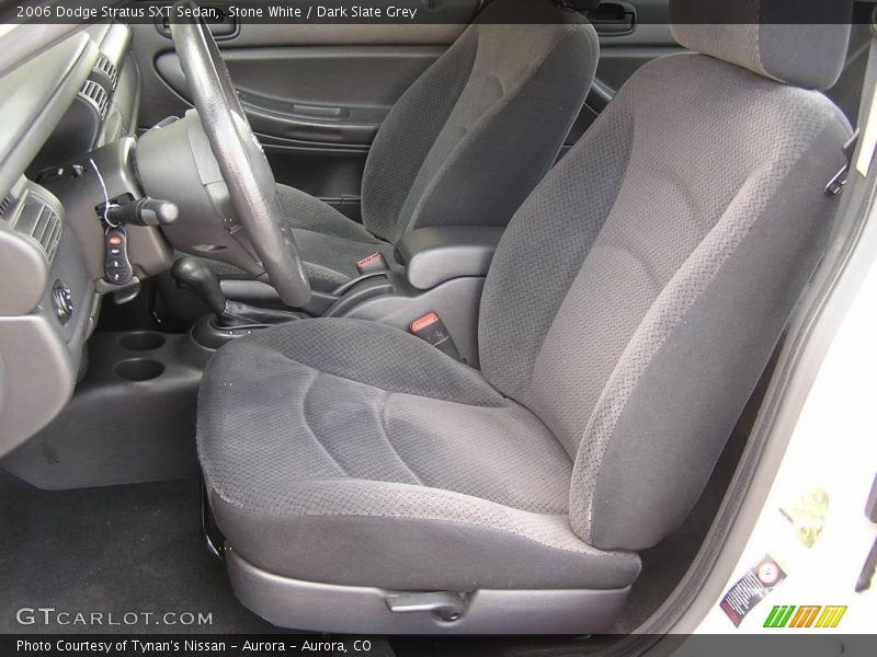 Stone White / Dark Slate Grey 2006 Dodge Stratus SXT Sedan
