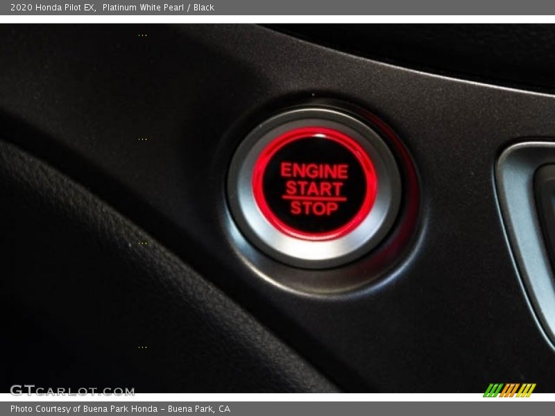 Platinum White Pearl / Black 2020 Honda Pilot EX