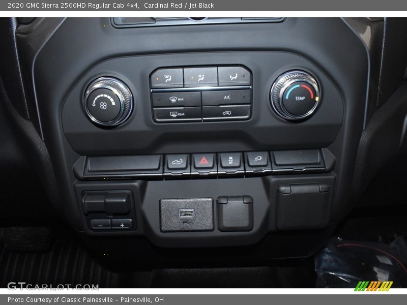Controls of 2020 Sierra 2500HD Regular Cab 4x4