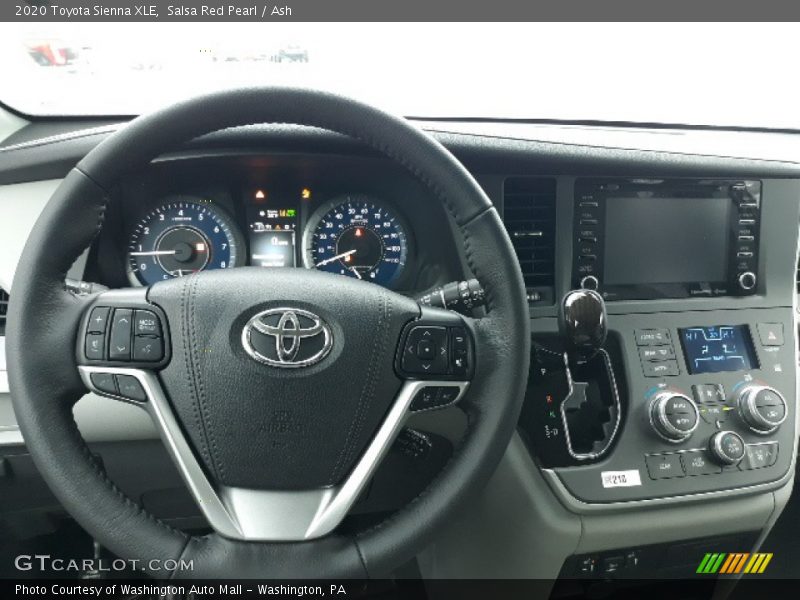 Dashboard of 2020 Sienna XLE