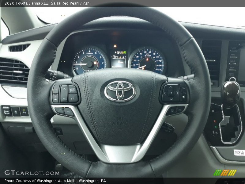  2020 Sienna XLE Steering Wheel