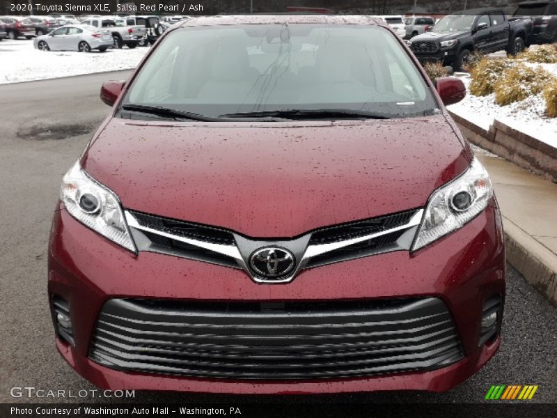 Salsa Red Pearl / Ash 2020 Toyota Sienna XLE