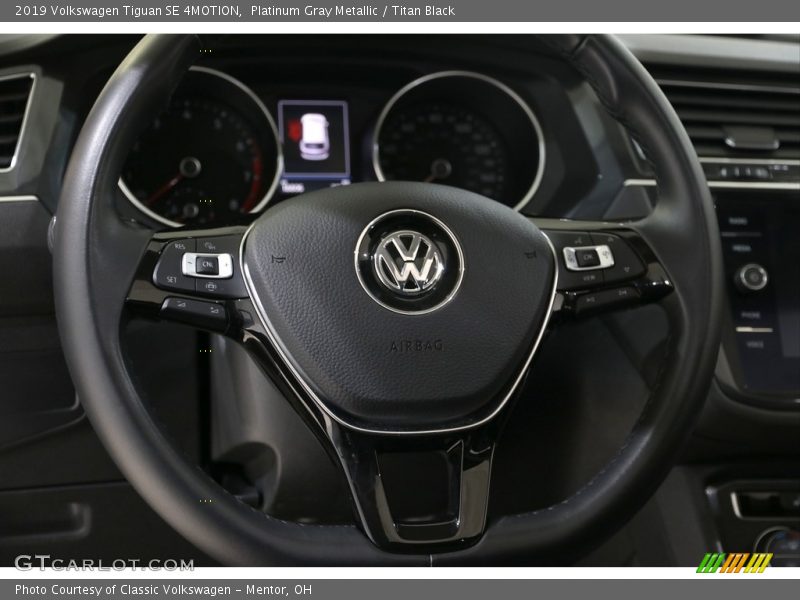 Platinum Gray Metallic / Titan Black 2019 Volkswagen Tiguan SE 4MOTION