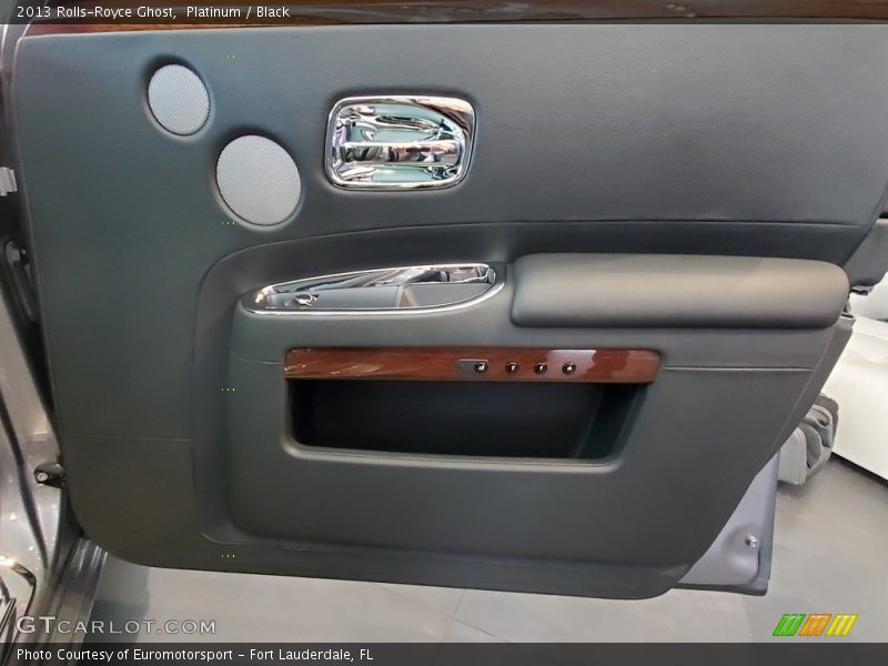 Door Panel of 2013 Ghost 