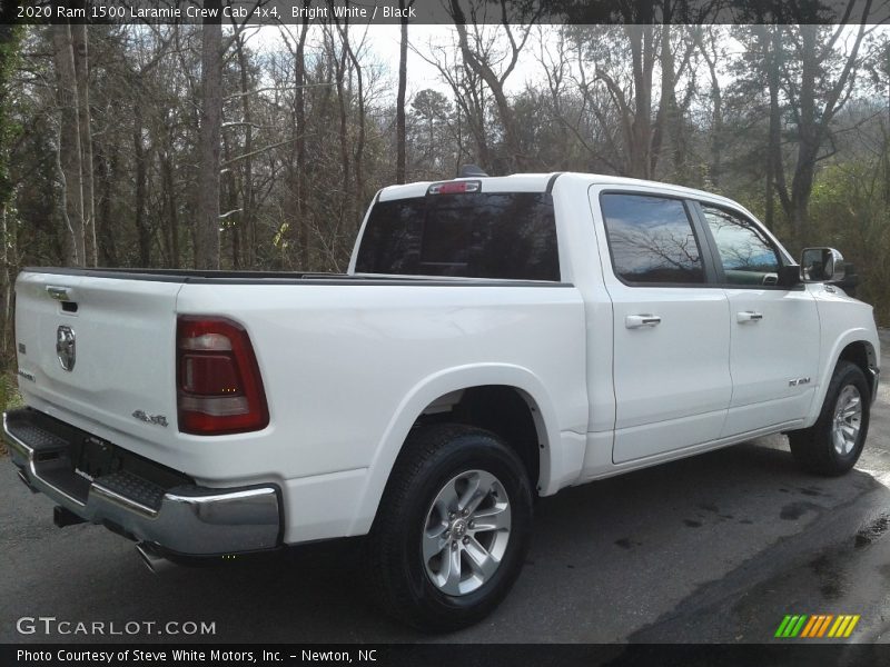 Bright White / Black 2020 Ram 1500 Laramie Crew Cab 4x4