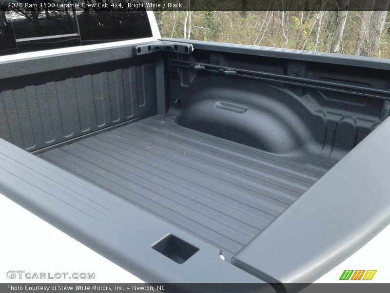 Bright White / Black 2020 Ram 1500 Laramie Crew Cab 4x4