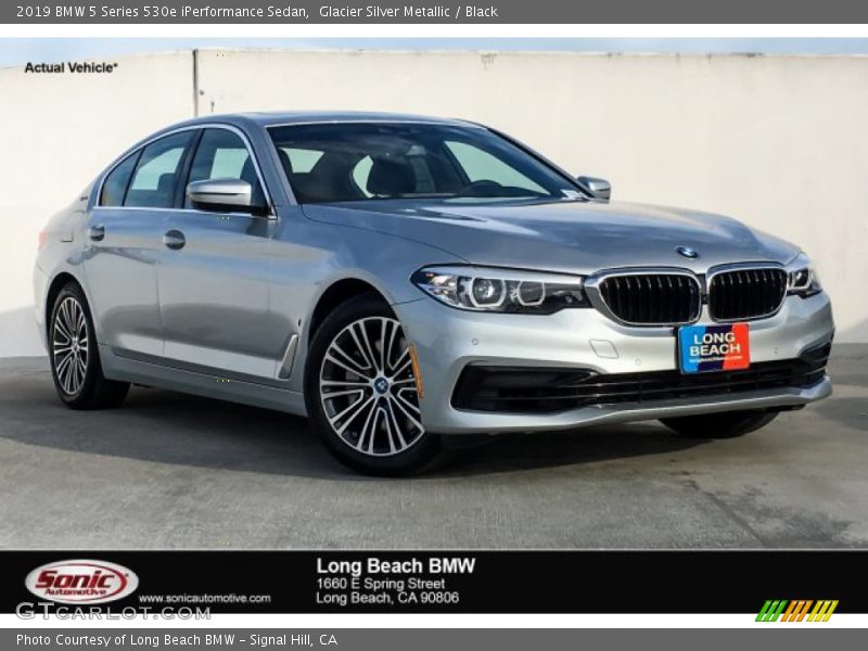 Glacier Silver Metallic / Black 2019 BMW 5 Series 530e iPerformance Sedan