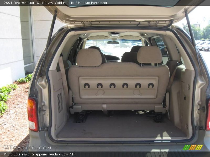 Harvest Gold Metallic / Medium Parchment 2001 Ford Windstar LX