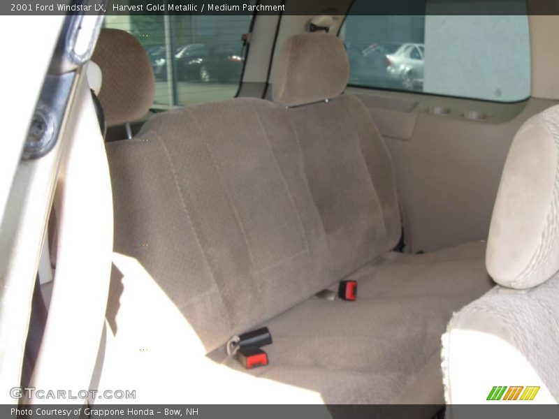 Harvest Gold Metallic / Medium Parchment 2001 Ford Windstar LX