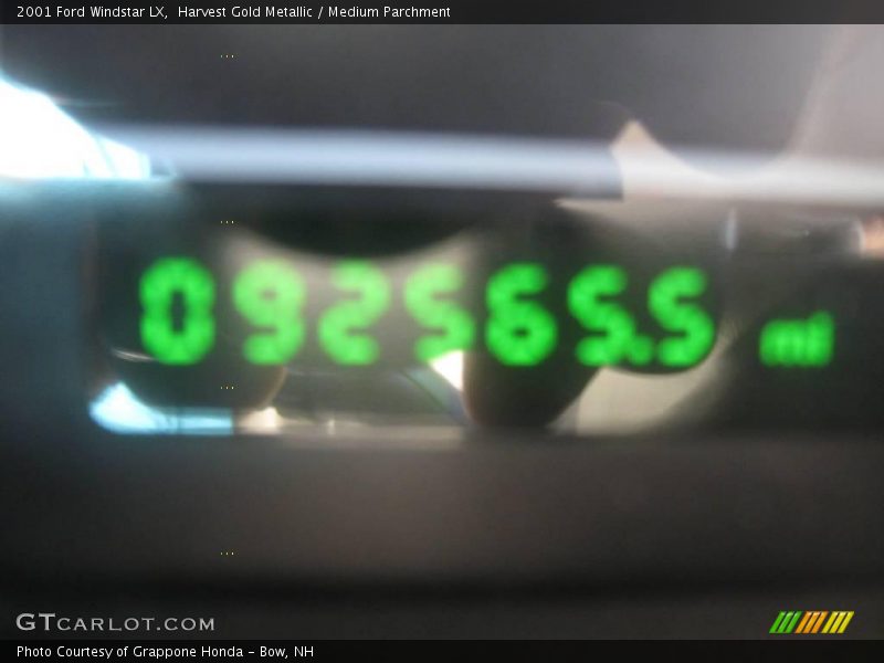 Harvest Gold Metallic / Medium Parchment 2001 Ford Windstar LX