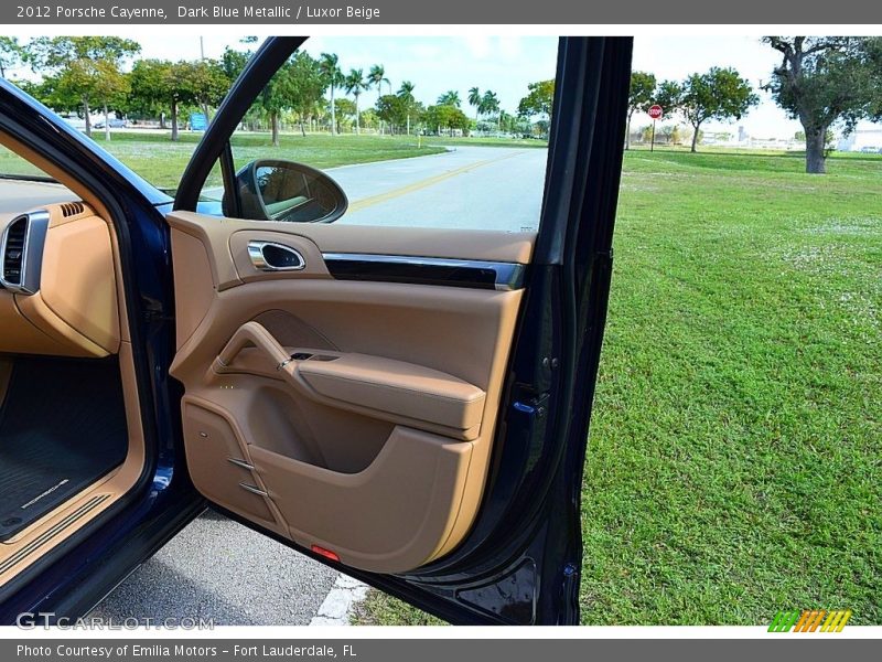 Dark Blue Metallic / Luxor Beige 2012 Porsche Cayenne