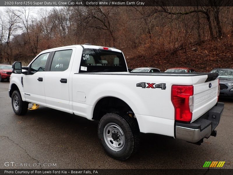 Oxford White / Medium Earth Gray 2020 Ford F250 Super Duty XL Crew Cab 4x4