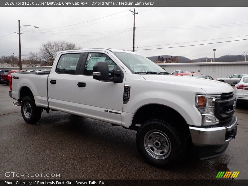 Oxford White / Medium Earth Gray 2020 Ford F250 Super Duty XL Crew Cab 4x4
