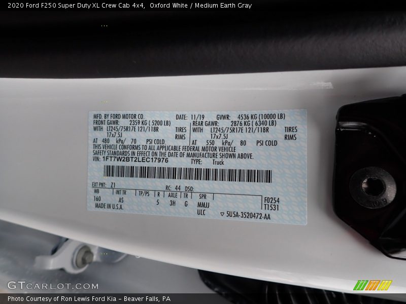 2020 F250 Super Duty XL Crew Cab 4x4 Oxford White Color Code Z1