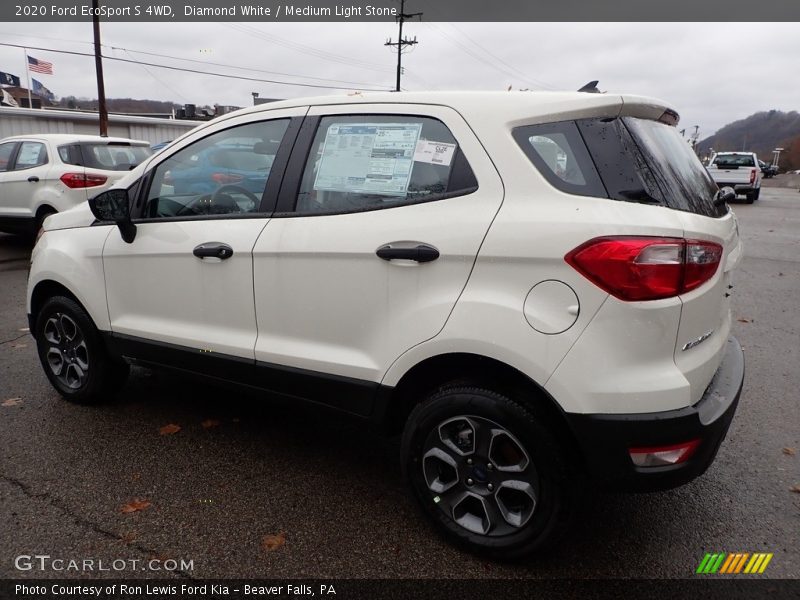 Diamond White / Medium Light Stone 2020 Ford EcoSport S 4WD