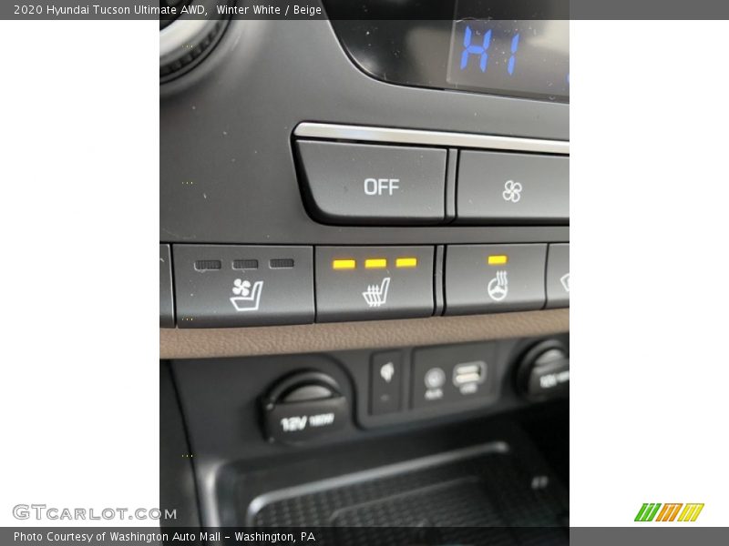 Winter White / Beige 2020 Hyundai Tucson Ultimate AWD