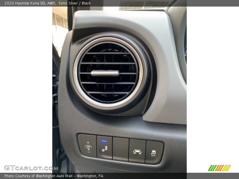 Sonic Silver / Black 2020 Hyundai Kona SEL AWD