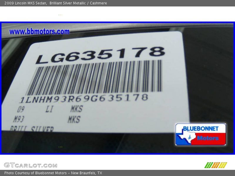 Brilliant Silver Metallic / Cashmere 2009 Lincoln MKS Sedan