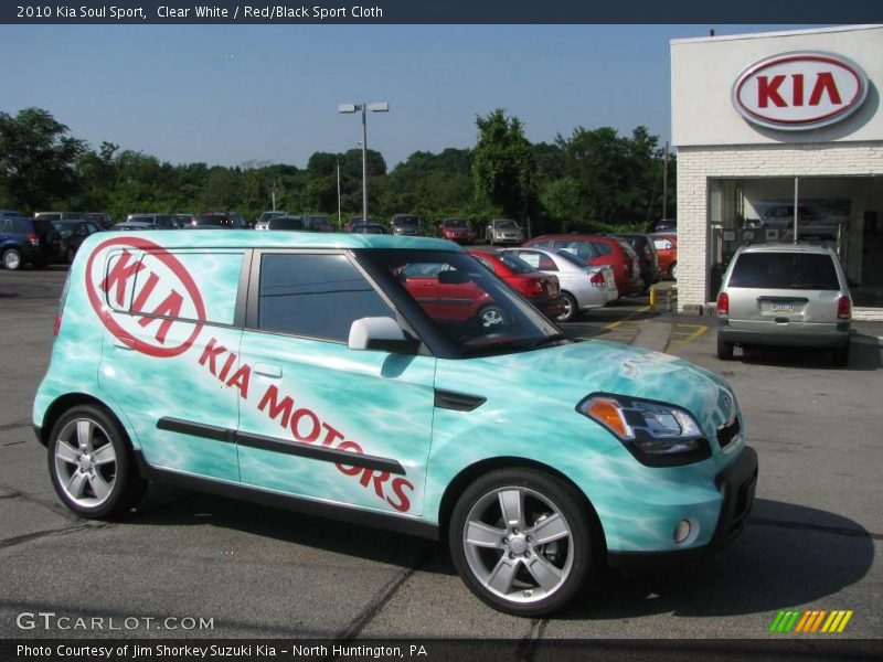 Clear White / Red/Black Sport Cloth 2010 Kia Soul Sport