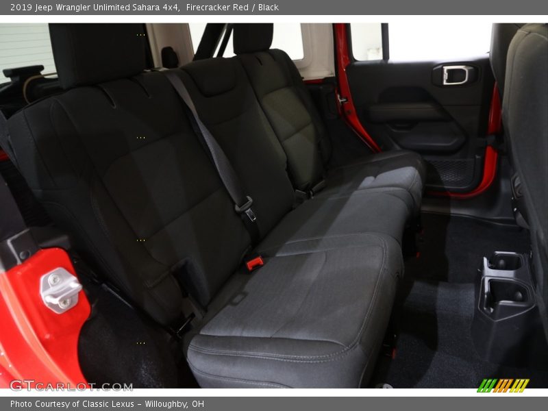 Firecracker Red / Black 2019 Jeep Wrangler Unlimited Sahara 4x4