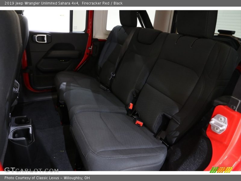 Firecracker Red / Black 2019 Jeep Wrangler Unlimited Sahara 4x4