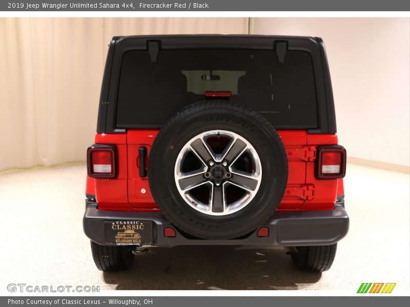 Firecracker Red / Black 2019 Jeep Wrangler Unlimited Sahara 4x4