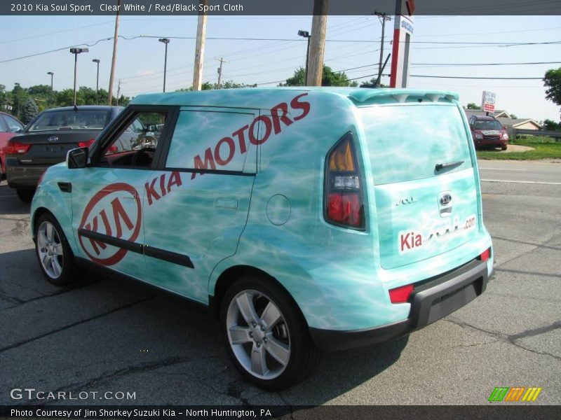 Clear White / Red/Black Sport Cloth 2010 Kia Soul Sport