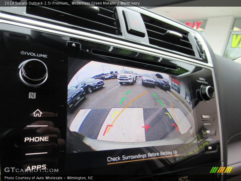 Wilderness Green Metallic / Warm Ivory 2019 Subaru Outback 2.5i Premium