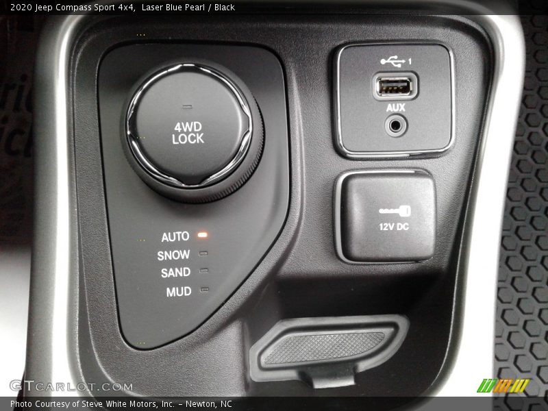 Laser Blue Pearl / Black 2020 Jeep Compass Sport 4x4