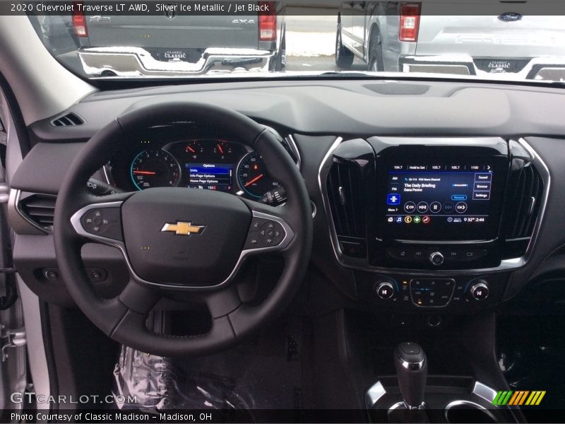 Silver Ice Metallic / Jet Black 2020 Chevrolet Traverse LT AWD