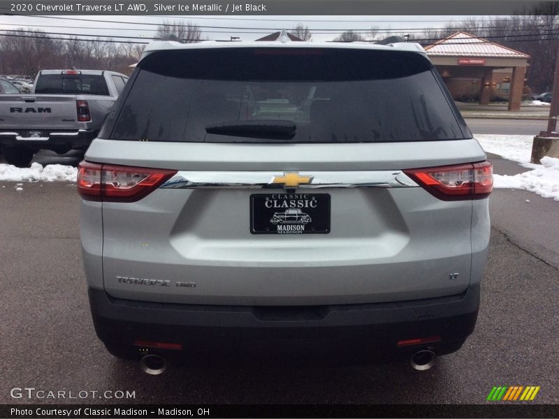 Silver Ice Metallic / Jet Black 2020 Chevrolet Traverse LT AWD