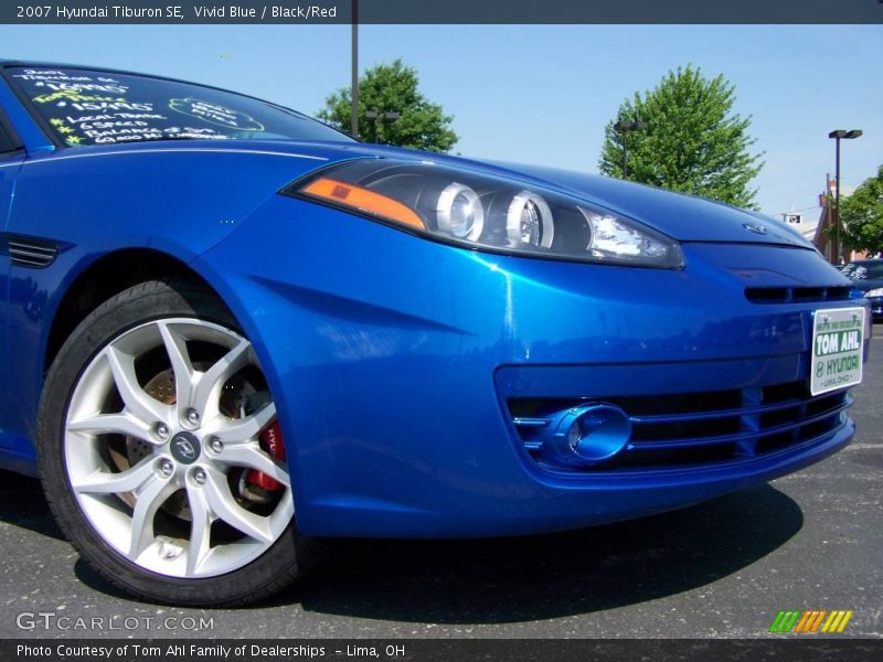 Vivid Blue / Black/Red 2007 Hyundai Tiburon SE
