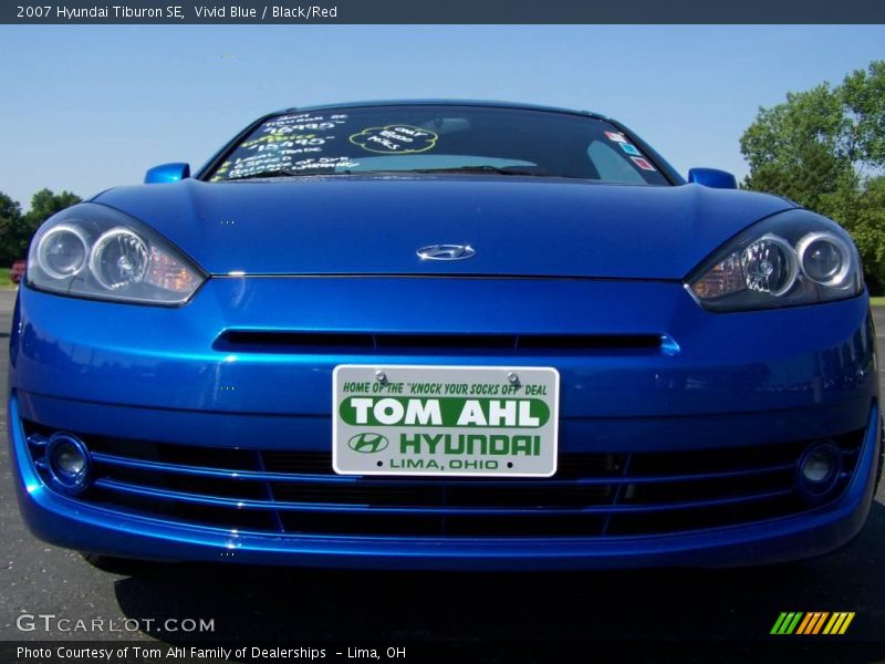 Vivid Blue / Black/Red 2007 Hyundai Tiburon SE