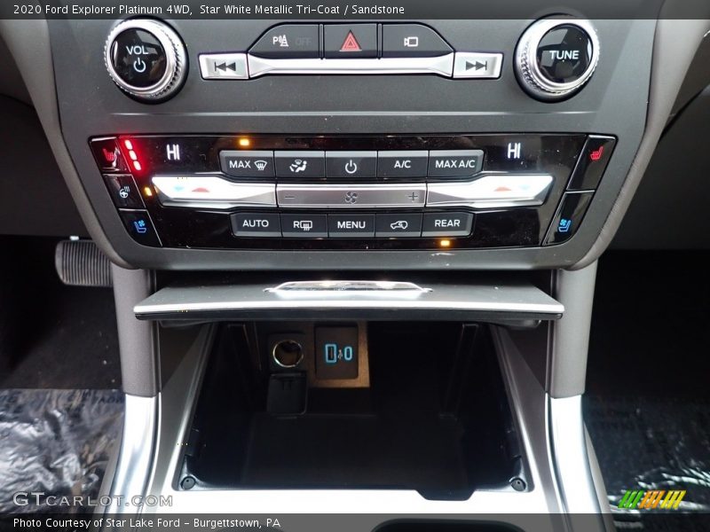 Controls of 2020 Explorer Platinum 4WD