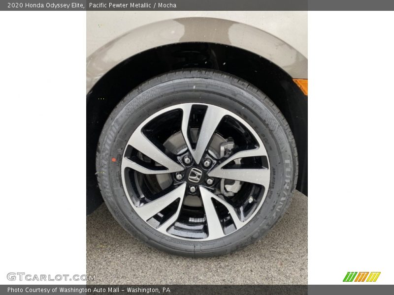 Pacific Pewter Metallic / Mocha 2020 Honda Odyssey Elite