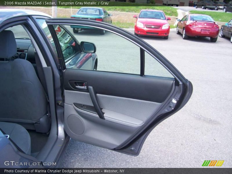 Tungsten Gray Metallic / Gray 2006 Mazda MAZDA6 i Sedan
