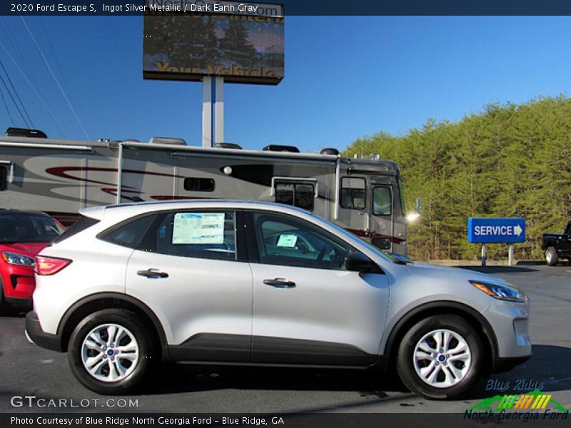 Ingot Silver Metallic / Dark Earth Gray 2020 Ford Escape S
