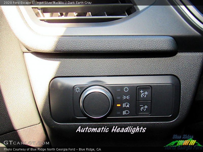 Ingot Silver Metallic / Dark Earth Gray 2020 Ford Escape S
