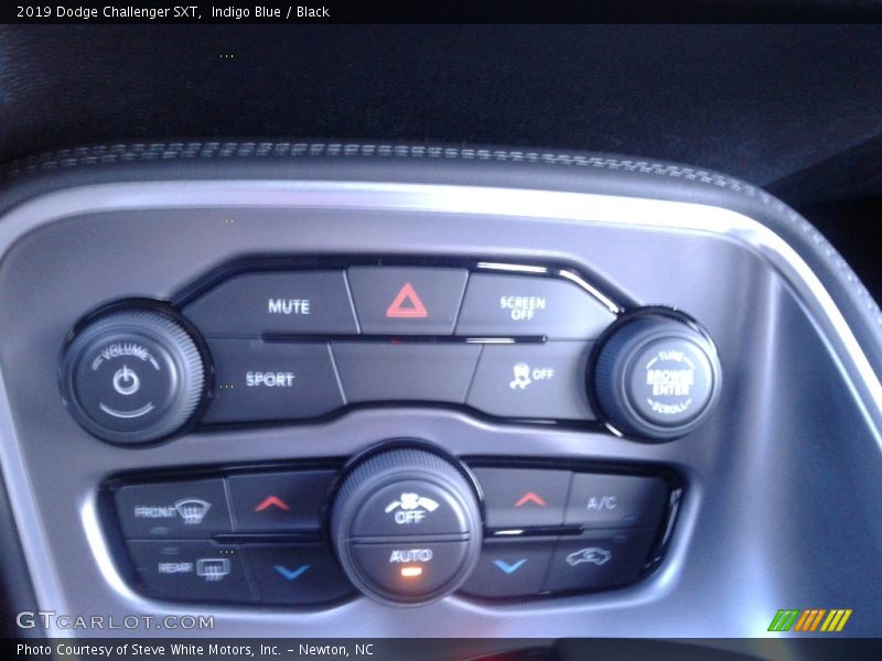 Indigo Blue / Black 2019 Dodge Challenger SXT