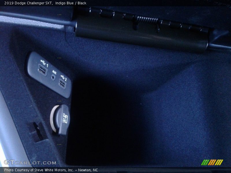 Indigo Blue / Black 2019 Dodge Challenger SXT