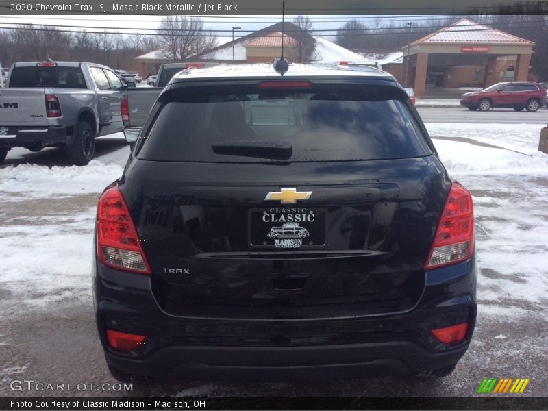Mosaic Black Metallic / Jet Black 2020 Chevrolet Trax LS