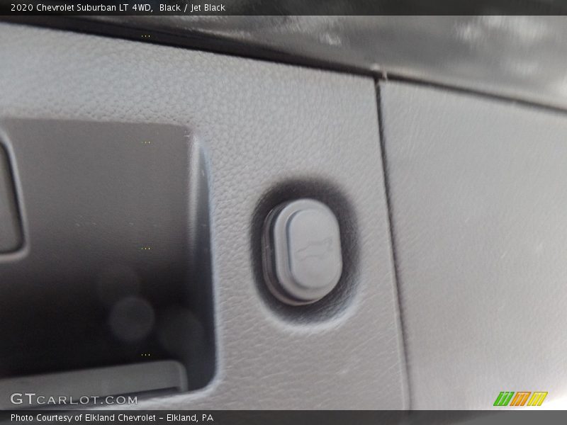 Black / Jet Black 2020 Chevrolet Suburban LT 4WD