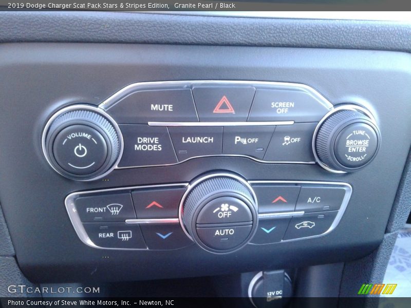 Granite Pearl / Black 2019 Dodge Charger Scat Pack Stars & Stripes Edition