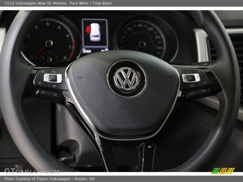 Pure White / Titan Black 2019 Volkswagen Atlas SE 4Motion